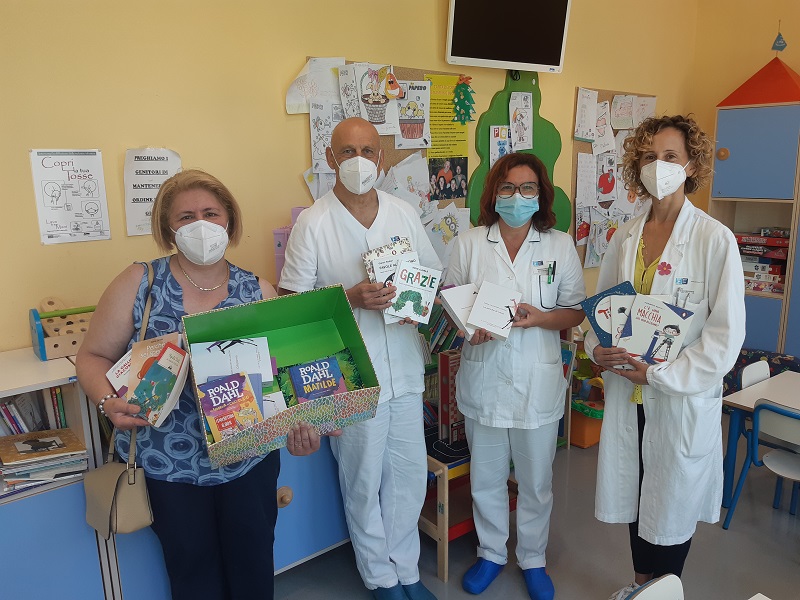 Donazione libri Pediatria